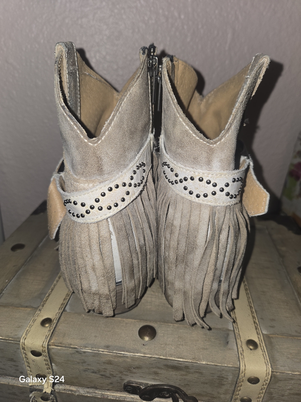 Fringed Ankle Booties with Studded Buckle Womens 9 Leather Sterling River - Picture 4 of 8